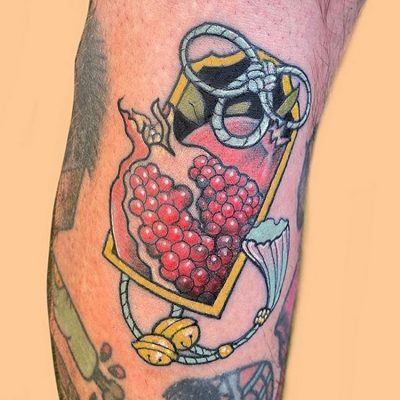 granatapfel_tee_tattoo_tattoostudio_freiburg